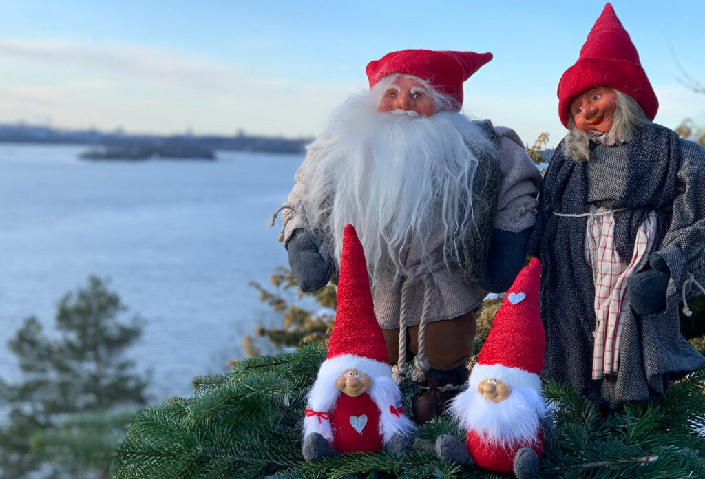 Jul-Tomtar vid havet på Högberga Gård på Lidingö