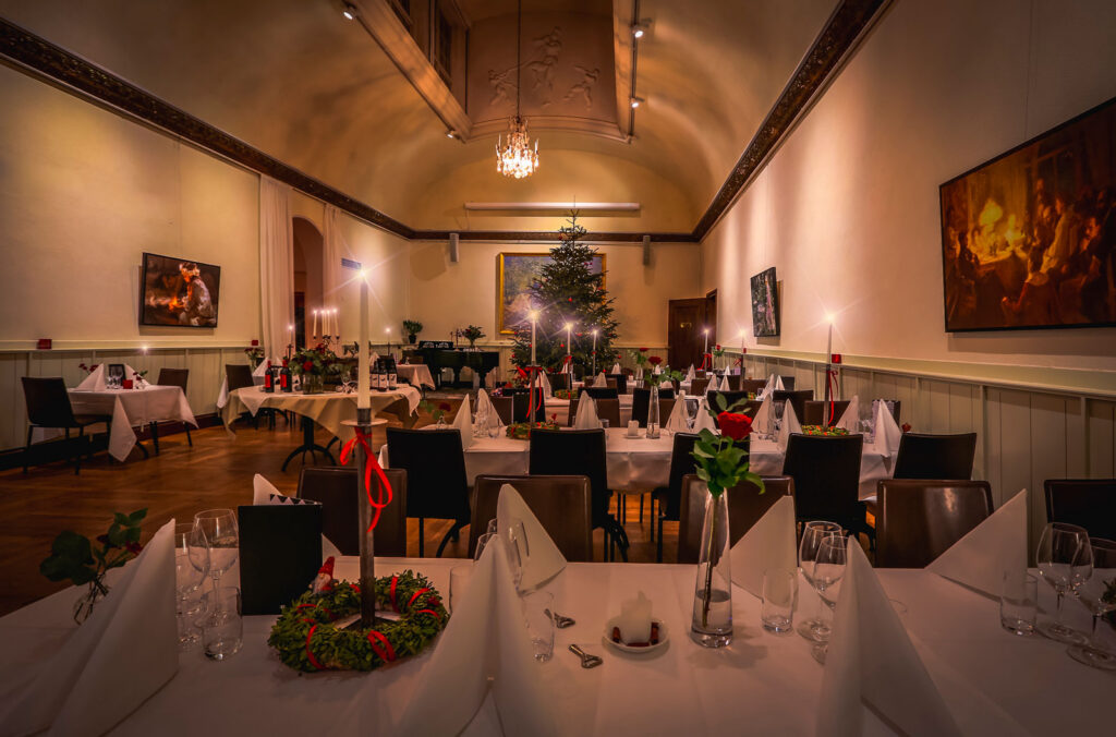 Dukat för julbord i Galleriet på Högberga Gård