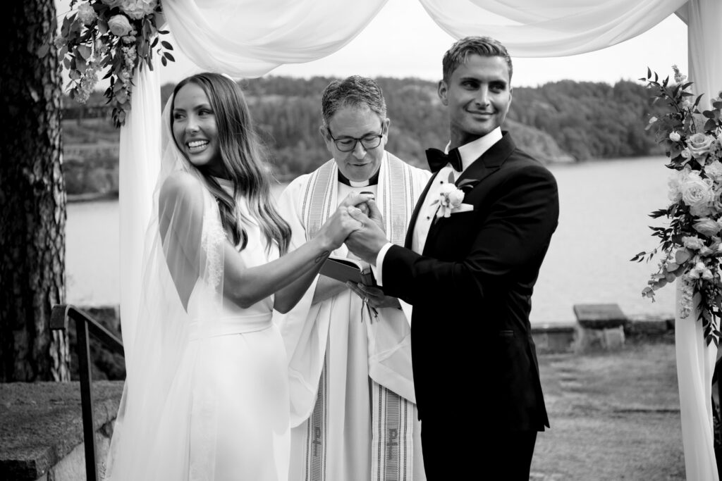 Vigsel mellan Julia och Samir Badran på Högberga Gård